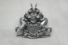 Wappen aus Metall mit Pferden- Jung